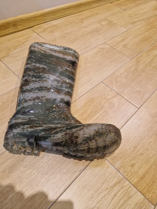 nowe gumiaki rozmiar 43