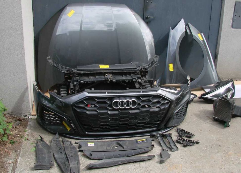 Бампер Audi A3 Розборка Audi A3 Запчастини Audi A3 Четверть Ауди Ауді