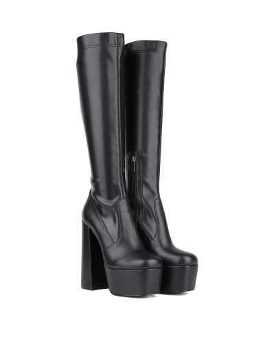 Продам  кожаные сапоги от популярного бренда Miraton