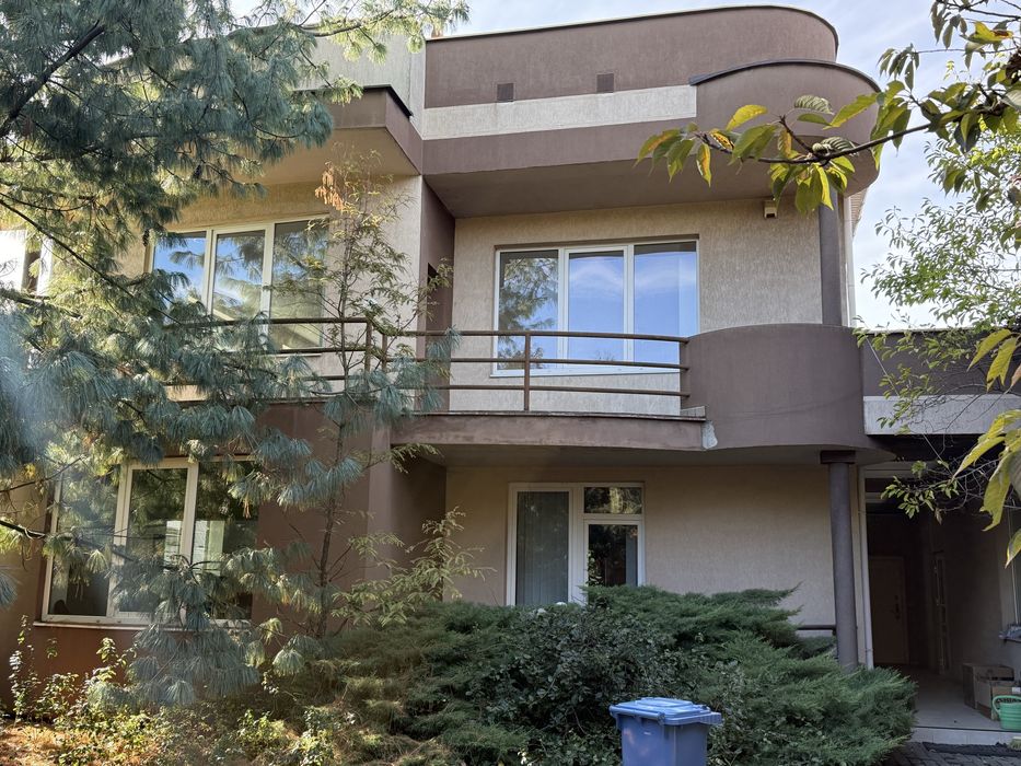 Оренда будинку в Ужгороді 100м.кв