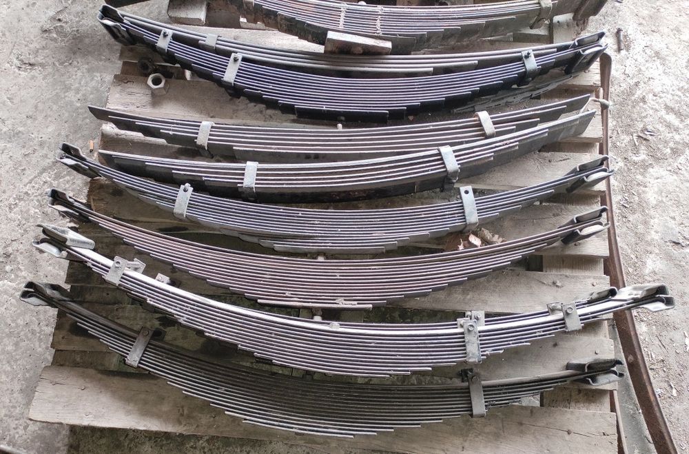 Ресора передня Газ 53 3307 3309 66 ПАЗ Зіл 130 131 КамАЗ МАЗ КрАЗ УРАЛ