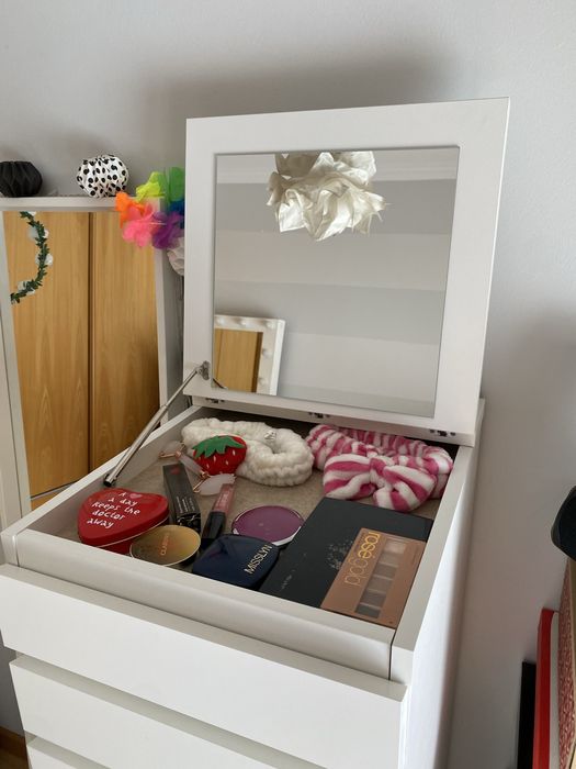 comoda alta malm ikea com espelho