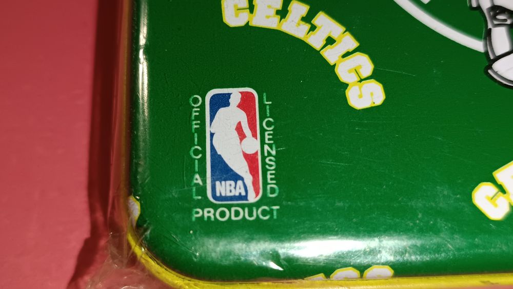 Antiga caixa dos Boston Celtics original NBA pra cigarro ou cigarrilha
