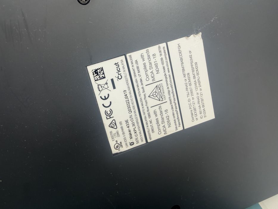 Cricut Maker ploter tnący Bluetooth CXPL301 - niesprawdzony, używany