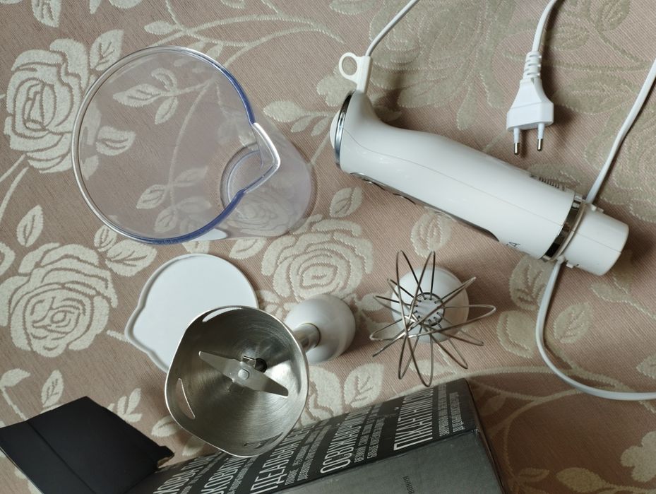 Блендер Mirta BL-2675W, 700Вт