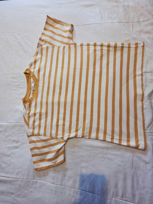 Lote de t-shirts variadas de criança