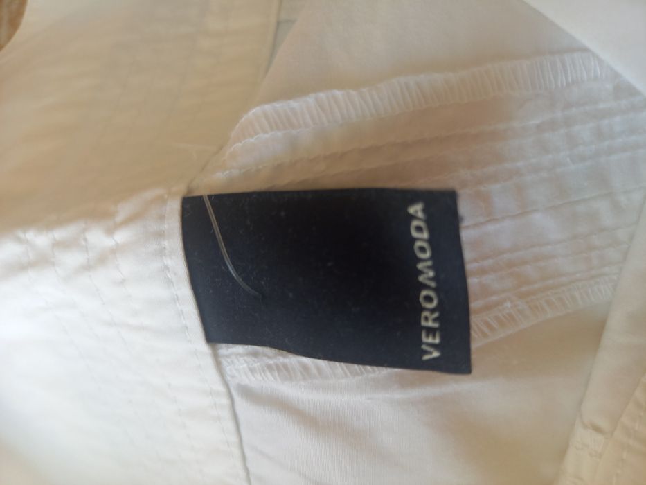 Biała krótka spódnica bawełna rozmiar 40 firmy VERO MODA