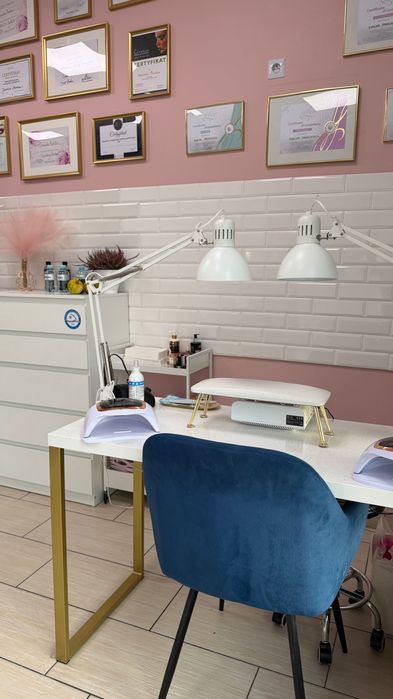 Wynajem stanowiska do manicure