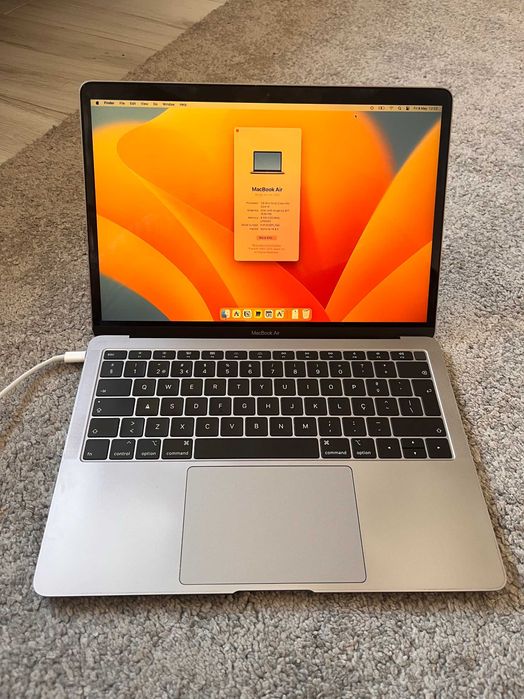 Macbook Air 2020 i5, 8Gb, 256Gb SSD em bom estado