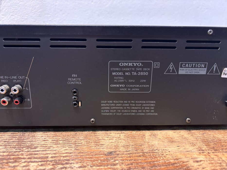 Magnetofon Onkyo Integra TA 2850