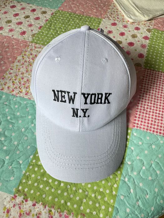 Boné branco NY novo
