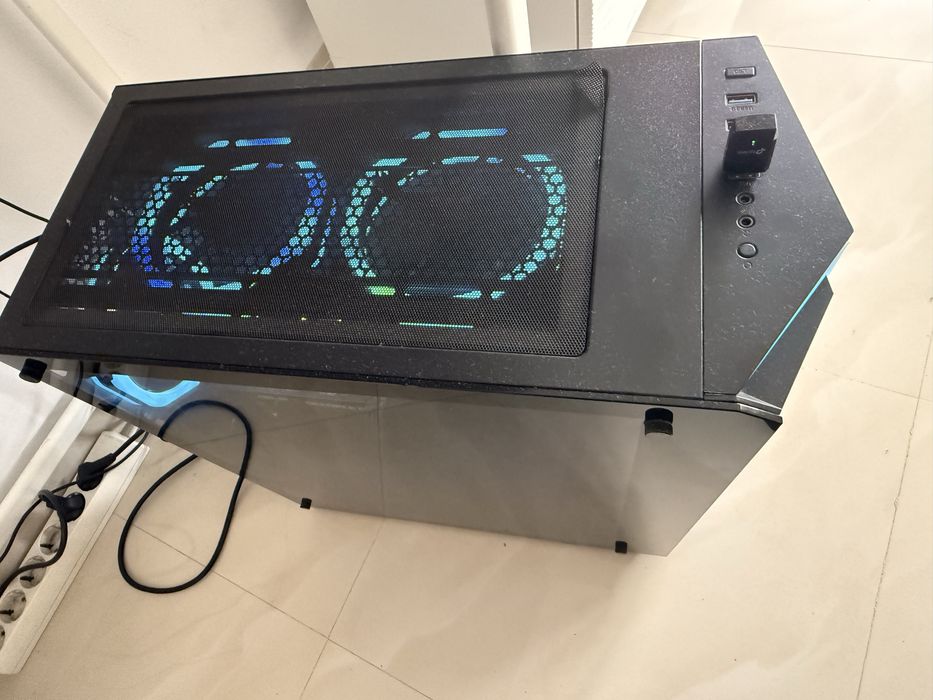 Pc Gamer com rato e teclado493402750473349122
