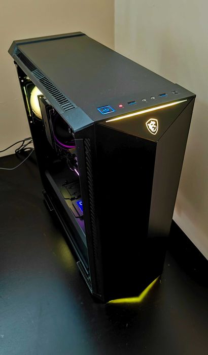 Komputer gamingowy AMD Ryzen 7 3800X RTX 3060 DDR4 32GB M.2 500GB