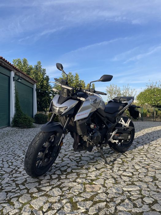 Honda CB750 Hornet 2025 (65kw)
