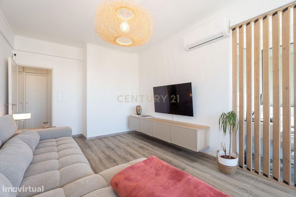 ** Espectacular Apartamento T2 Perto Do Metro De Odivelas **