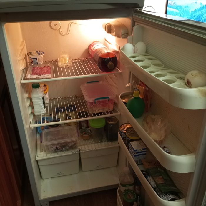Продам холодильник
