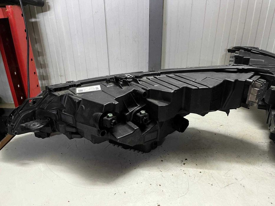 Par de Faróis Land Rover Range Rover EVOQUE (L551)