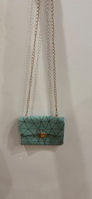 Miętowa torebka mini