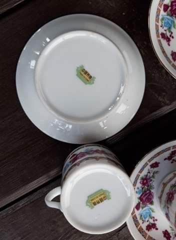 Porcelana chińska 6 filiżanek i talerzyków
