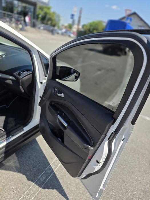 Ford C-Max Energi 2015