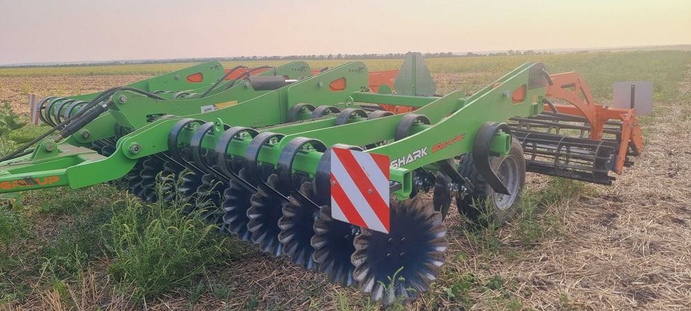 Лущільник дисковий ШАРК 4 тандемний коток діск білота АРК ГРУП