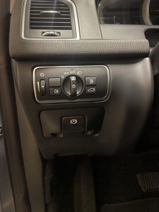 Volvo XC60 T6 2017r