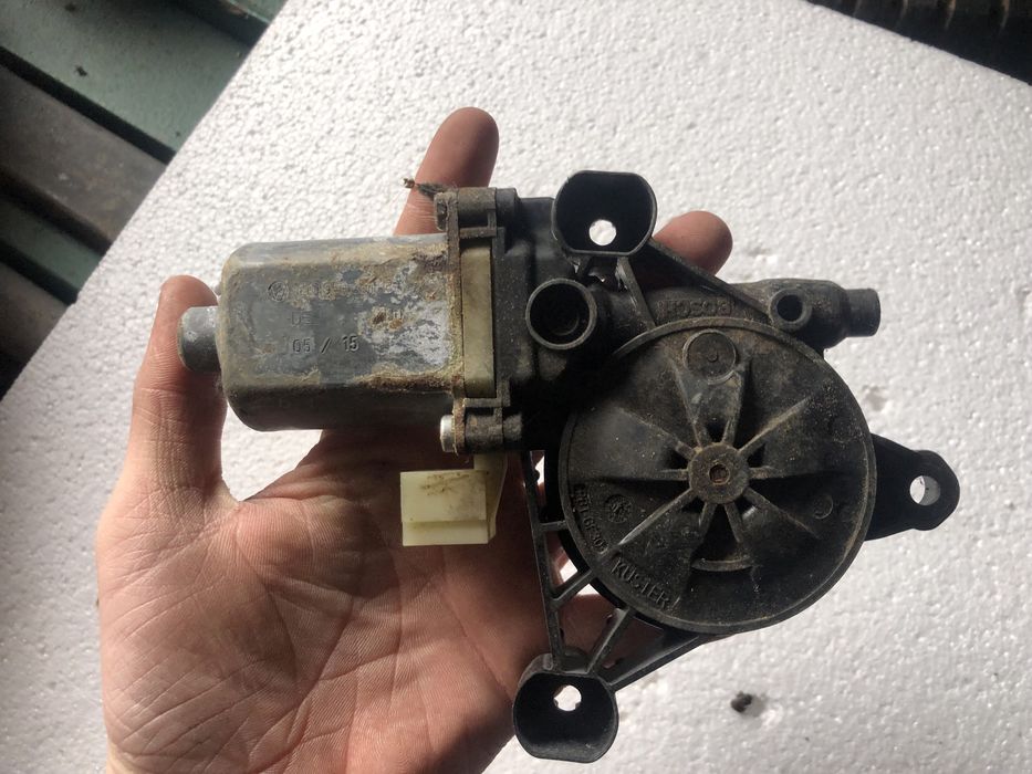 Стєклопідйомний панель продаю все разом