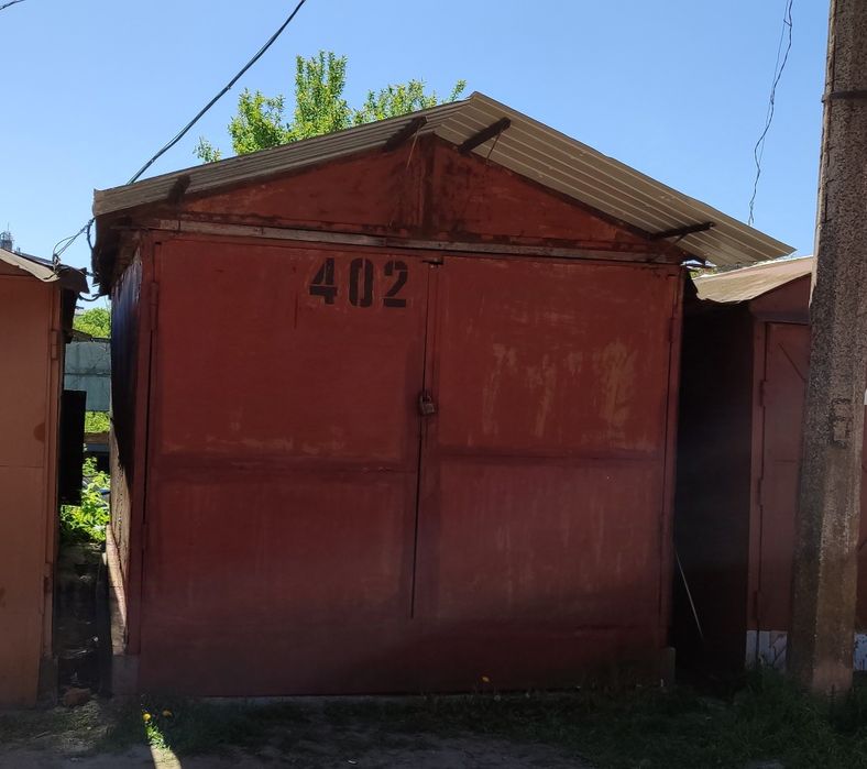 Продам або здам в оренду металевий гараж