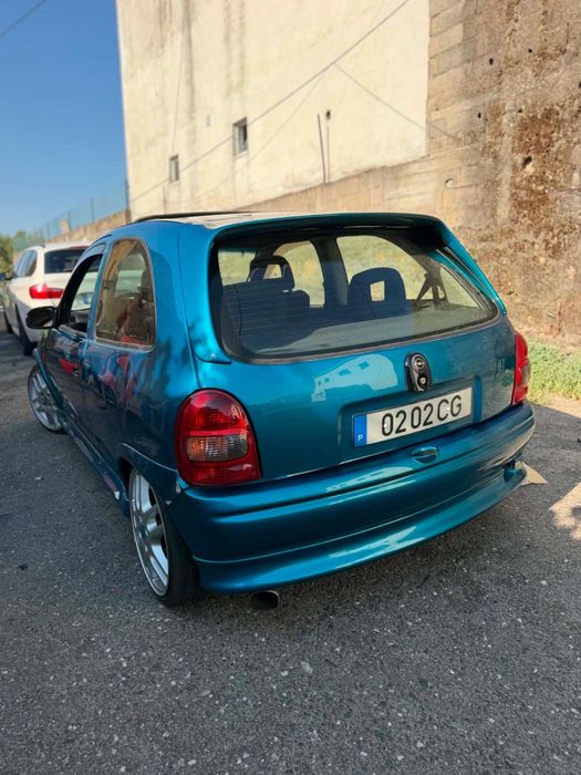 Opel corsa 1.4 8v sport