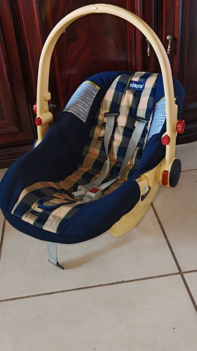 Conjunto espreguicadeira, ovo e alcofa bebe Chico