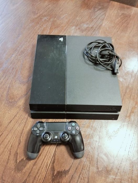 Sony PlayStation 4