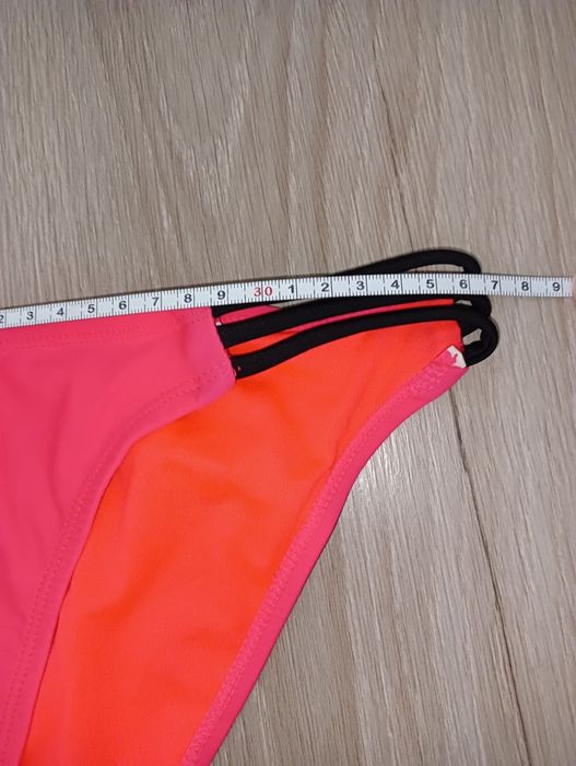 Strój kąpielowy dla nastolatki biustonosz sportowy