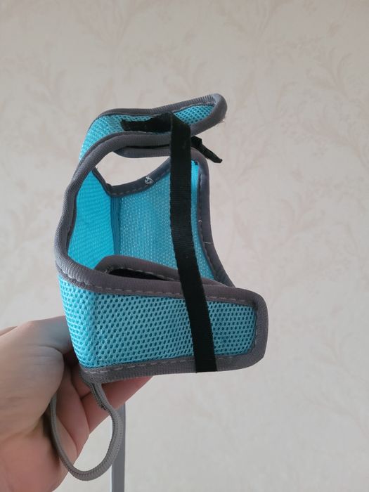 Шлейка, повідок для маленької собаки,  кроля або морської свинки