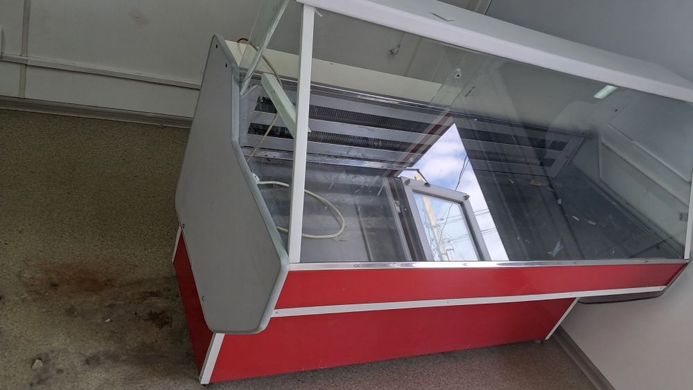 Продам холодильні вітрини