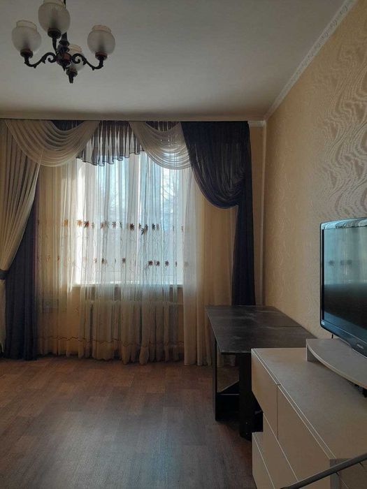 Продається 2-кімнатна квартира