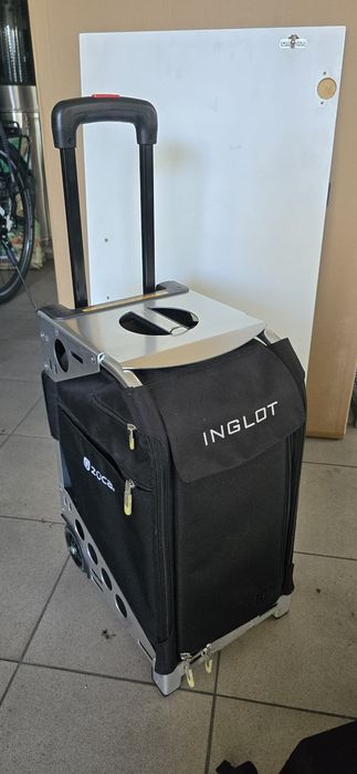 Kufer kosmetyczny ZUCA