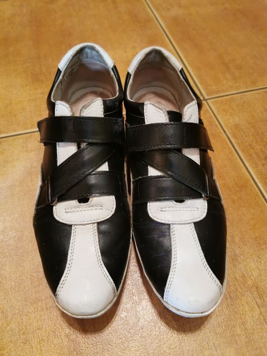 Półbuty Ryłko rozm. 36 czarno-białe,