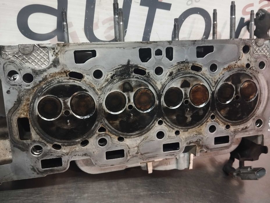 Cabeça do Motor Peugeot / Citroen / Ford / Volvo 1.6HDI 8V 9684487210