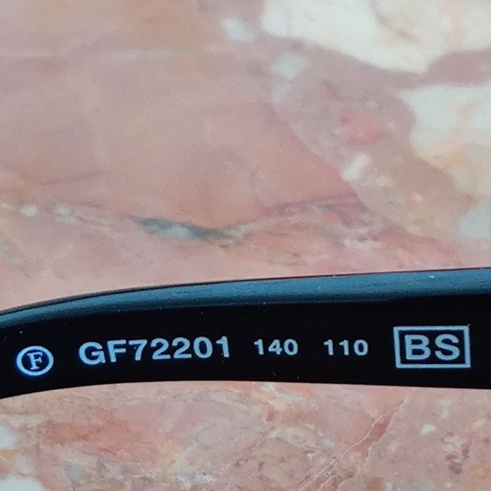 Очки солнцезащитные Ferre