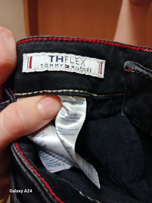 Джинсы Tommy Hilfiger W26×L32 Ultra skinny