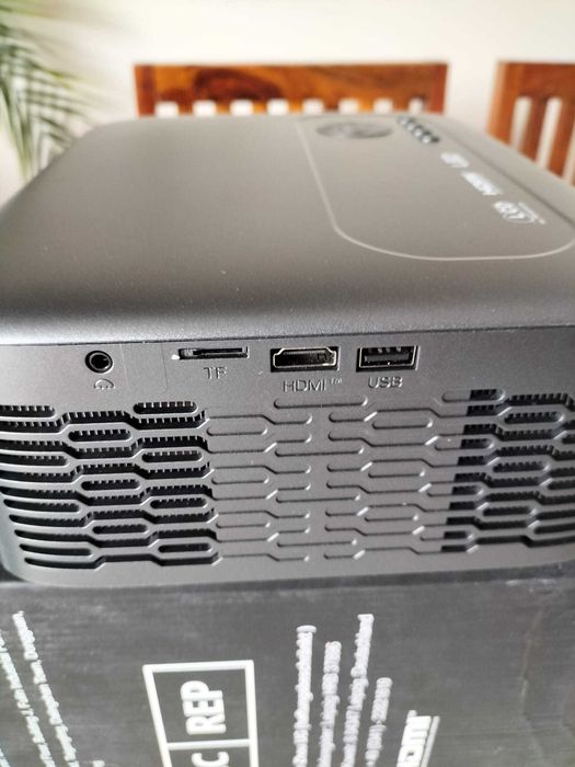 Projektor Puxinat 4K