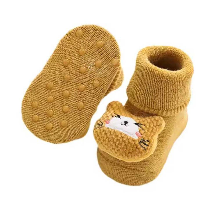 Meias de bebé com animais fofos