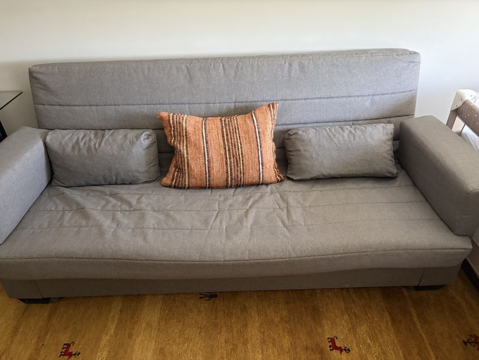 Sofa tres lugares