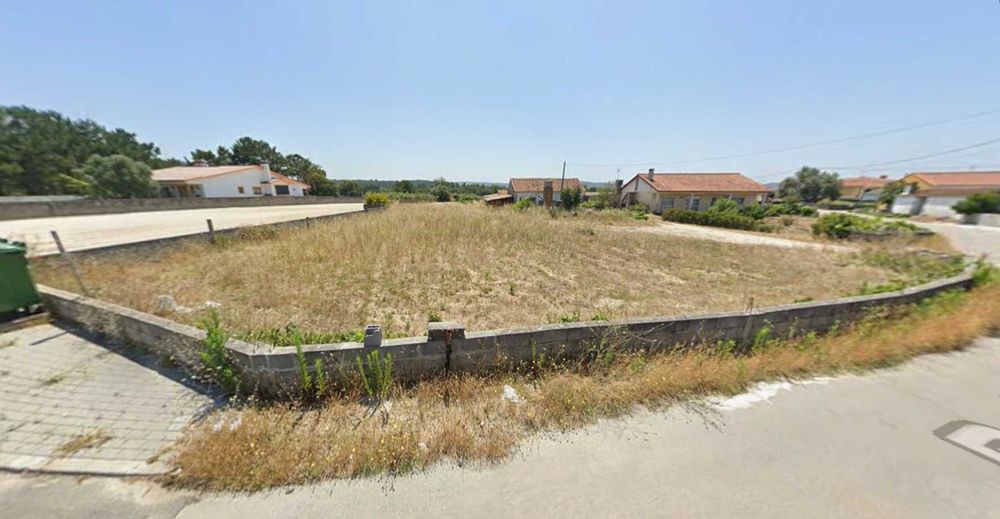 Terreno Urbano 3000M2 em Sismaria (Coimbrão - Monte Redondo (Leiria))