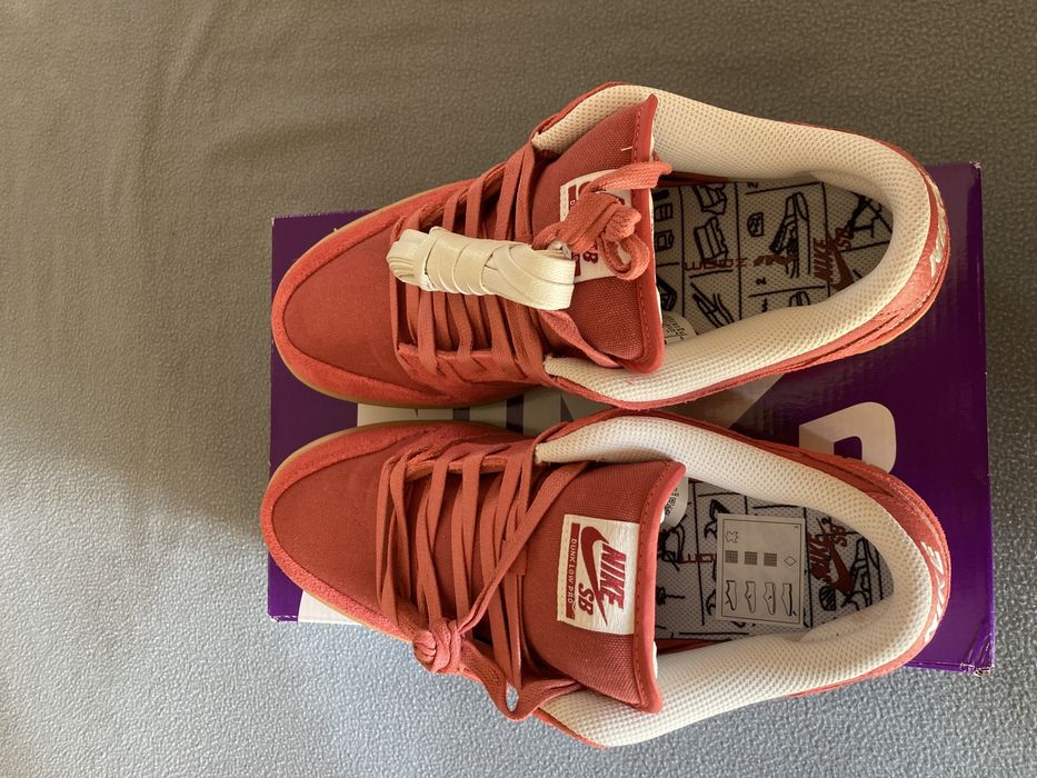 Nike SB Dunk Low Adobe