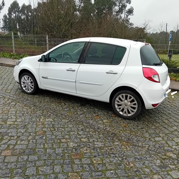Renault clio 1.2 dynamique s Gps