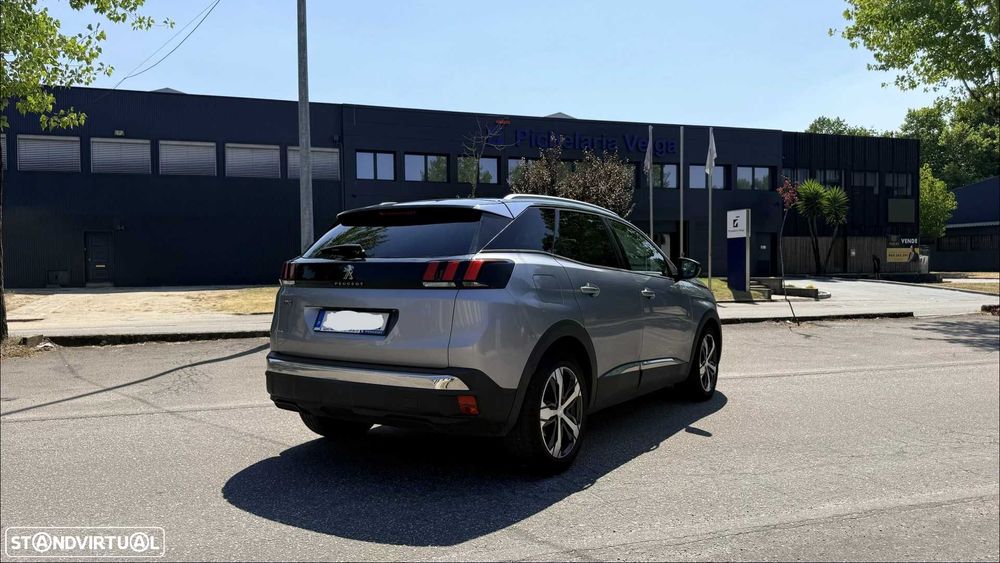 PEUGEOT 3008, 2019 | 2.0 Diesel | Automático | 125.000 km | Allure