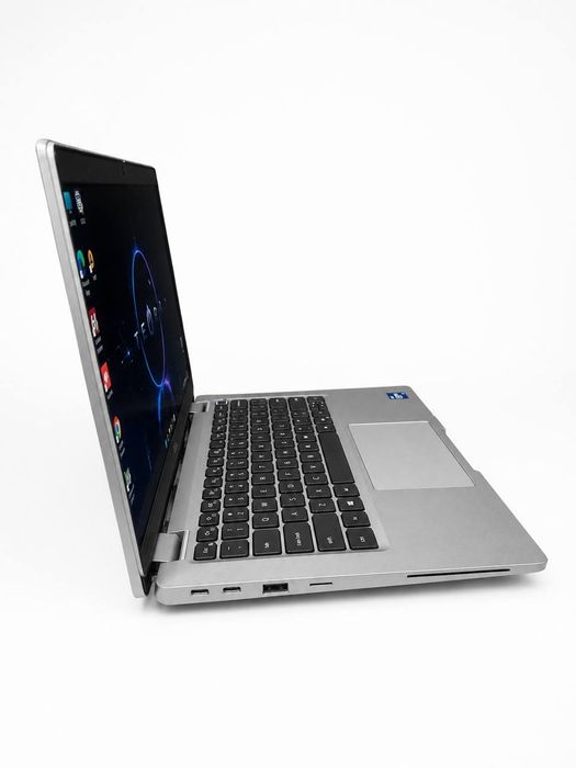 Ноутбук Dell Latitude 5320 13.3” FHD / Intel Core i7-1185G7 / 16GB RAM / 256GB SSD / Intel Iris Xe / Windows 11