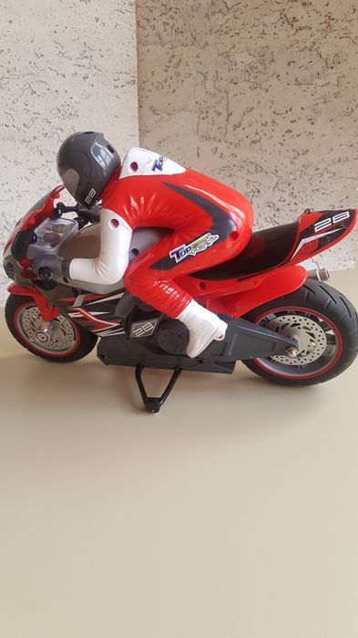 Motocykl z kierowcą