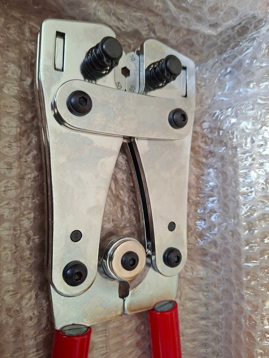 Alicate de cravação Bizline para terminais de 6 a 50 mm² (NOVO)